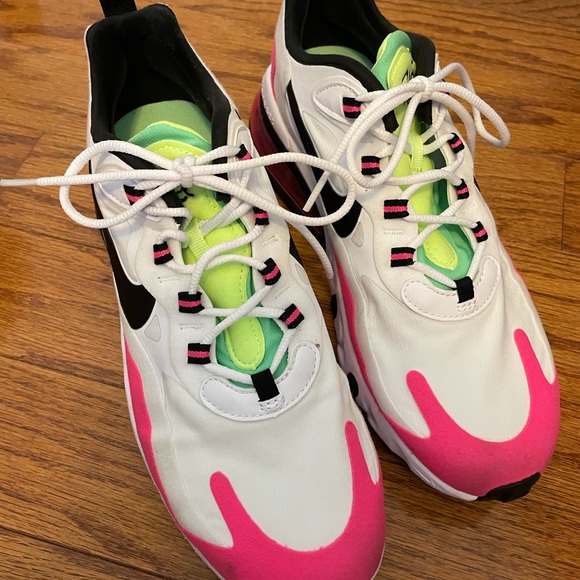 🔥NIKE🔥 Athletic Shoes, Size 9
